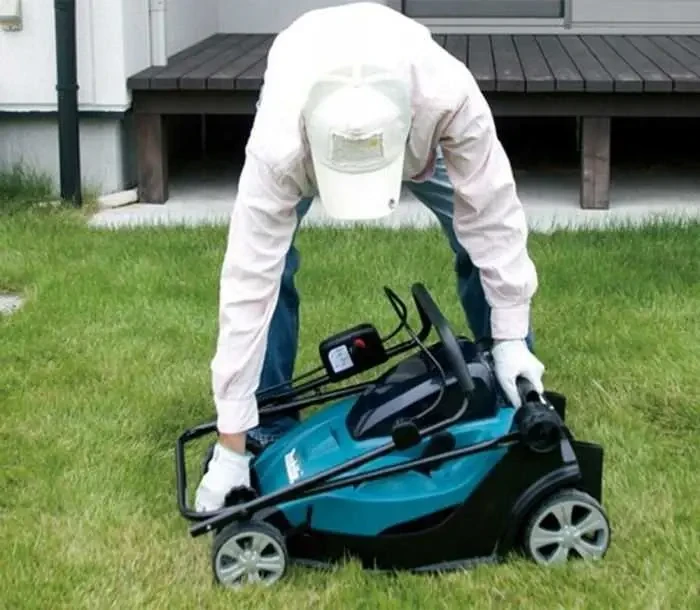 kosiarka akumulatorowa do trawy makita dlm432