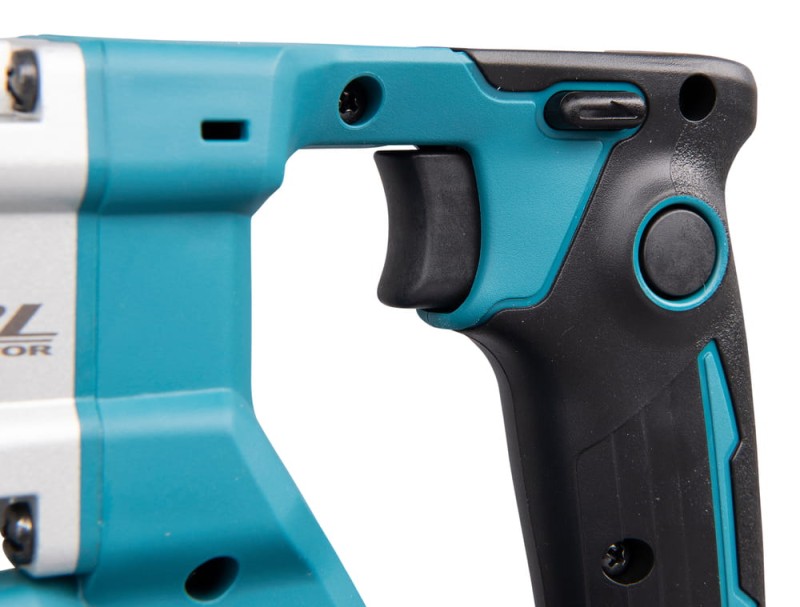 8483e9e6fd68c56782e1856fb6a85d90