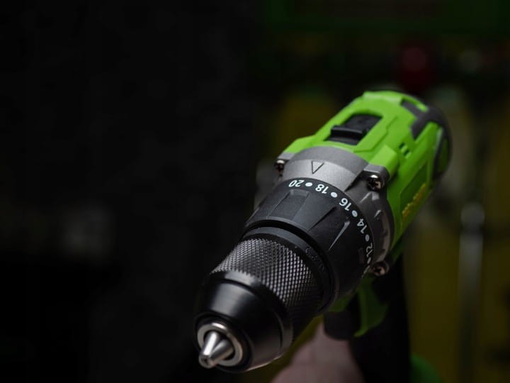 a4e9ff0e490fdb29229b12d2683d6d13